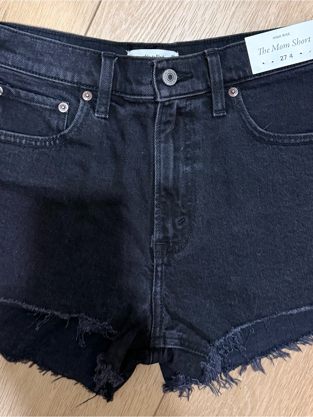Abercrombie & Fitch Black High-Rise Frayed Mom Shorts